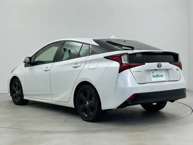 トヨタ プリウス S ツーリングセレ ブラックED 新潟県 2022(令4)年 3万km プラチナホワイトパールマイカ 純正ディスプレイオーディオ/　Bluetooth/USB/トヨタセーフティセンス/・プリクラッシュセーフティ/・レーントレーシングアシスト/・レーダークルーズコントロール/・オートマチックハイビーム/・ロードサインアシスト/パーキングサポートブレーキ/クリアランスソナー/レザーシート/前席シートヒーター/全方位モニター/ビルトインETC2.0/ステアリングスイッチ
