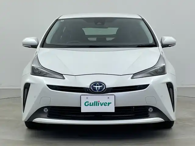 トヨタ プリウス S ツーリングセレ ブラックED 新潟県 2022(令4)年 3万km プラチナホワイトパールマイカ 純正ディスプレイオーディオ/　Bluetooth/USB/トヨタセーフティセンス/・プリクラッシュセーフティ/・レーントレーシングアシスト/・レーダークルーズコントロール/・オートマチックハイビーム/・ロードサインアシスト/パーキングサポートブレーキ/クリアランスソナー/レザーシート/前席シートヒーター/全方位モニター/ビルトインETC2.0/ステアリングスイッチ