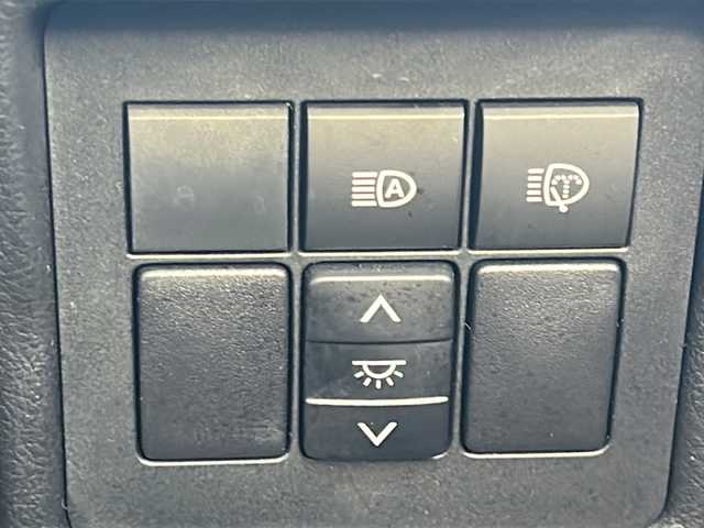 トヨタ ランドクルーザー プラド TX Lパッケージ ブラックED 静岡県 2021(令3)年 2.9万km ブラック /純正9インチナビ/地デジTV//純正CD/DVD/Bluetooth//バックカメラ//レザーシート//シートヒーター/エアシート//セーフティセンス//レーダークルーズコントロール//オートハイビーム//ルーフレール//純正18インチAW//スタッドレスAW付き積み込み//スマートキー//ETC