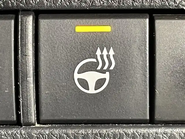 トヨタ ハリアー Z レザーパッケージ 愛知県 2021(令3)年 7.2万km ホワイトパールクリスタルシャイン モデリスタエアロ　F/S/R/パノラマ調光ムーンルーフ/純正ナビ/JBLサウンドシステム/ヘッドアップディスプレイ/シートベンチレーション/ステリングヒーター/デジタルインナーミラー/バックカメラ/トヨタセーフティーセンス/衝突軽減ブレーキ/レーンキープアシスト/アダクティブクルーズコントロール/ブラインドスポットモニター/標識検知/踏み間違い防止/先行車発進お知らせ機能/クリアランスソナー/ETC2.0/パワーシート/シートメモリー/スマートキー/プッシュスタート