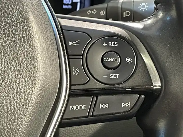 トヨタ ハリアー Z レザーパッケージ 愛知県 2021(令3)年 7.2万km ホワイトパールクリスタルシャイン モデリスタエアロ　F/S/R/パノラマ調光ムーンルーフ/純正ナビ/JBLサウンドシステム/ヘッドアップディスプレイ/シートベンチレーション/ステリングヒーター/デジタルインナーミラー/バックカメラ/トヨタセーフティーセンス/衝突軽減ブレーキ/レーンキープアシスト/アダクティブクルーズコントロール/ブラインドスポットモニター/標識検知/踏み間違い防止/先行車発進お知らせ機能/クリアランスソナー/ETC2.0/パワーシート/シートメモリー/スマートキー/プッシュスタート