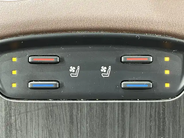 トヨタ ハリアー Z レザーパッケージ 愛知県 2021(令3)年 7.2万km ホワイトパールクリスタルシャイン モデリスタエアロ　F/S/R/パノラマ調光ムーンルーフ/純正ナビ/JBLサウンドシステム/ヘッドアップディスプレイ/シートベンチレーション/ステリングヒーター/デジタルインナーミラー/バックカメラ/トヨタセーフティーセンス/衝突軽減ブレーキ/レーンキープアシスト/アダクティブクルーズコントロール/ブラインドスポットモニター/標識検知/踏み間違い防止/先行車発進お知らせ機能/クリアランスソナー/ETC2.0/パワーシート/シートメモリー/スマートキー/プッシュスタート