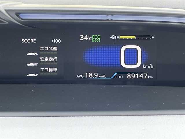 トヨタ プリウス A 道央・札幌 2016(平28)年 9万km アティチュードブラックマイカ ・４WD/・ワンオーナー/・衝突軽減ブレーキ/・寒冷地仕様/・ALPINEナビ/　CD＆DVD＆BT＆TV/・バックカメラ/・バックカメラ/・コーナーセンサー/・レーンキープアシスト/・レーダークルーズコントロール/・ヘッドアップディスプレイ/・ブラインドスポットモニター/・パーキングアシスト/・純正エンジンスターター/・ドライブレコ―ダー/・ミラーヒーター/・オートエアコン/・オートライト/・オートリトラミラー/・レインセンサーワイパー/・AC100V/・ワイパー熱線/・プッシュスタート/・スマートキー/・ビルトインETC/・純正フロアマット/・ドアバイザー/・ウィンカーミラー/・フォグライト/・LEDヘッドライト/・スペアキー