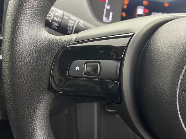 ホンダ フィット ベーシック 秋田県 2025(令7)年 0.1万km クリスタルブラックパール ４WD/ホンダセンシング /スマートキー /寒冷地仕様　/衝突被害軽減システム　/レーンキープアシスト　/ブレーキホールド　/自動パーキングブレーキ　/ホンダECON /横滑り防止装置　/フロントワイパーデアイサー /電格ミラー/プッシュスタート /クルーズコントロール/ウィンカーミラー /コーナーセンサー /保証書/取扱説明書