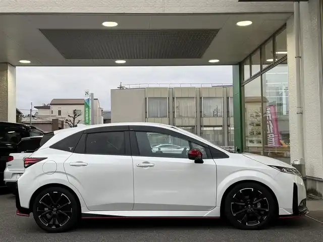 日産 オーラ