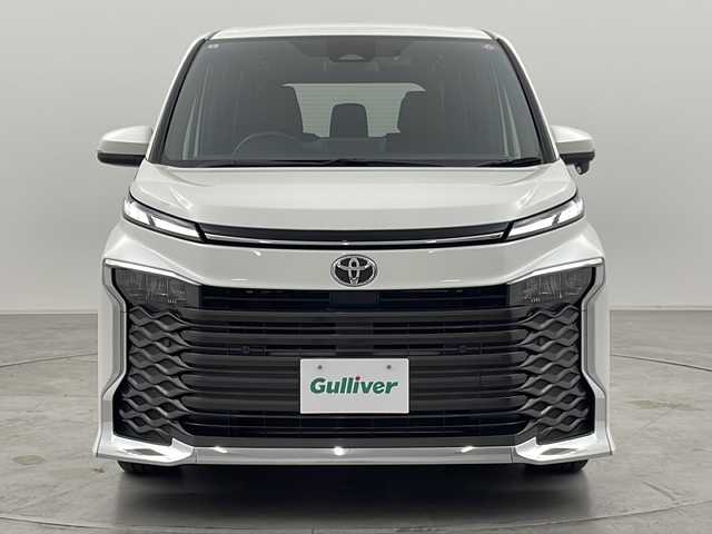 トヨタ ヴォクシー S－G 群馬県 2024(令6)年 0.7万km ホワイトパールクリスタルシャイン 純正８型ディスプレイオーディオ　バックアカメラ　両側電動スライドドア　衝突被害軽減ブレーキ　ドライブレコーダー　ビルトインＥＴＣ２．０　アダプティブクルーズコントロール　オートハイビーム　禁煙車