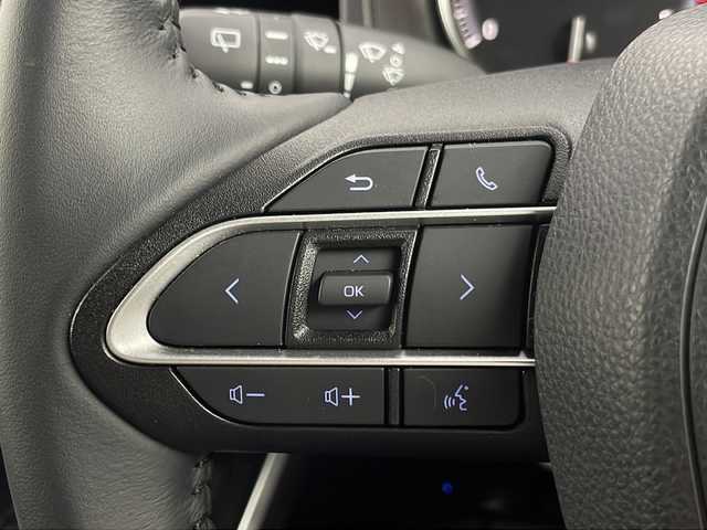 トヨタ ヴォクシー S－G 群馬県 2024(令6)年 0.7万km ホワイトパールクリスタルシャイン 純正８型ディスプレイオーディオ　バックアカメラ　両側電動スライドドア　衝突被害軽減ブレーキ　ドライブレコーダー　ビルトインＥＴＣ２．０　アダプティブクルーズコントロール　オートハイビーム　禁煙車
