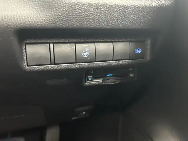 トヨタ ＲＡＶ４ アドベンチャー オフロードPKG 茨城県 2021(令3)年 3.8万km アティチュードブラックマイカ 純正ディスプレイオーディオ/・ナビキット(機能)あり/Toyota　Safety　Sense/・プリクラッシュセーフティ/・レーダークルーズコントロール/・レーントレーシングアシスト/・オートマチックハイビーム/・ブラインドスポットモニター/・ロードサインアシスト/ステアリングヒーター/合皮シート/エアシート（前席）/純正アルミホイール/純正フロアマット/ビルトインETC/バックカメラ/シフトマチック/4WD/LEDヘッドライト