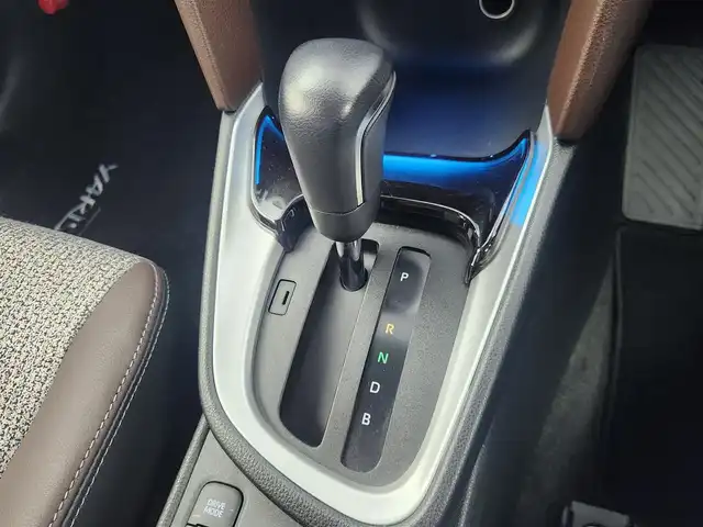 トヨタ ヤリスクロス ハイブリッド Z 愛知県 2020(令2)年 5万km ダークブルーマイカM トヨタセーフティーセンス/寒冷地仕様/純正ディスプレイナビ/・Bluetooth/純正エンジンスターター/パワーバックドア/ワイパーデアイサー/ステアリングヒーター/ETC2.0 /革巻きステアリング/ステアリングリモコン/前席シートヒーター　/電動パーキングシステム/AUTOホールド/前後ドライブレコーダー/バックカメラ/純正AW