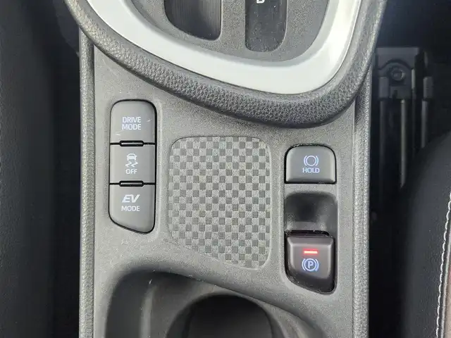 トヨタ ヤリスクロス ハイブリッド Z 愛知県 2020(令2)年 5万km ダークブルーマイカM トヨタセーフティーセンス/寒冷地仕様/純正ディスプレイナビ/・Bluetooth/純正エンジンスターター/パワーバックドア/ワイパーデアイサー/ステアリングヒーター/ETC2.0 /革巻きステアリング/ステアリングリモコン/前席シートヒーター　/電動パーキングシステム/AUTOホールド/前後ドライブレコーダー/バックカメラ/純正AW