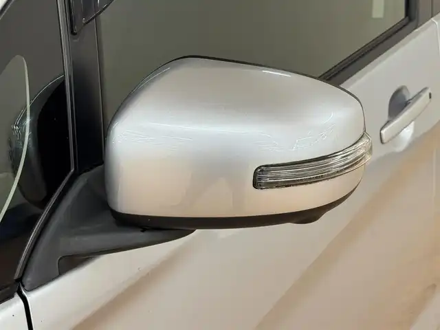 日産 デイズ ハイウェイスターX 群馬県 2014(平26)年 6.9万km クールシルバー 純正7インチワイドナビ/・AM/FM/フルセグTV/SD/・Bluetooth/CD/DVD/アラウンドビューモニター/HIDヘッドライト/フォグランプ/純正フロアマット/純正ドアバイザー/プッシュスタート/スマートキー