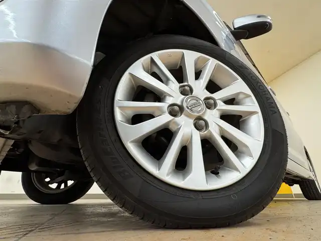 日産 デイズ ハイウェイスターX 群馬県 2014(平26)年 6.9万km クールシルバー 純正7インチワイドナビ/・AM/FM/フルセグTV/SD/・Bluetooth/CD/DVD/アラウンドビューモニター/HIDヘッドライト/フォグランプ/純正フロアマット/純正ドアバイザー/プッシュスタート/スマートキー