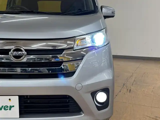 日産 デイズ ハイウェイスターX 群馬県 2014(平26)年 6.9万km クールシルバー 純正7インチワイドナビ/・AM/FM/フルセグTV/SD/・Bluetooth/CD/DVD/アラウンドビューモニター/HIDヘッドライト/フォグランプ/純正フロアマット/純正ドアバイザー/プッシュスタート/スマートキー