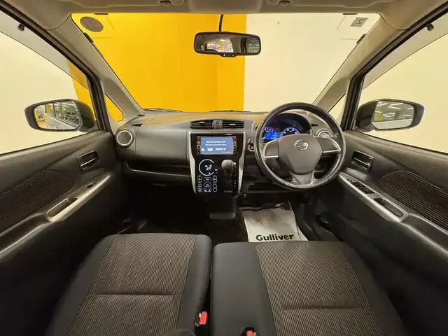 日産 デイズ ハイウェイスターX 群馬県 2014(平26)年 6.9万km クールシルバー 純正7インチワイドナビ/・AM/FM/フルセグTV/SD/・Bluetooth/CD/DVD/アラウンドビューモニター/HIDヘッドライト/フォグランプ/純正フロアマット/純正ドアバイザー/プッシュスタート/スマートキー