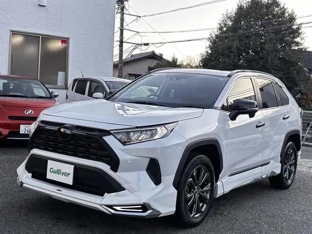 トヨタ ＲＡＶ４ X 熊本県 2022(令4)年 2.1万km プラチナホワイトパールマイカ ワンオーナー/サンルーフ/ルーフレール/モデリスタエアロ（F.S.R）/社外9インチメモリナビ（AVIC-RQ912）/【フルセグTV/Bluetooth/HDMI/USB/CD/DVD】/バックカメラ/プリクラッシュセーフティ/パーキングセンサー/クルーズコントロール/レーンキープアシスト/ステアリングスイッチ/電子パーキング/オートホールド/純正18インチAW/横滑り防止/ドライブレコーダー/ETC/オートLEDヘッドライト/オートハイビーム/プッシュスタート/取扱説明書