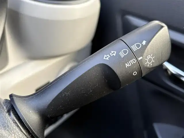 ダイハツ ミラ イース G リミテッド SAⅢ 愛知県 2021(令3)年 2.9万km スカイブルーメタリック 純正メモリナビ/(フルセグ/BT/SD/DVD/CD/USB/AM/FM)/バックカメラ/ドライブレコーダー/シートヒーター/純正フロアマット/ABS/横滑り防止装置/レーンキープアシスト/盗難防止装置/前後コーナーセンサー/オートライト/オートマチックハイビーム/電動格納式ミラー/ドアバイザー/純正アルミホイール/保証書/取扱説明書/スマートキー/スペアキー