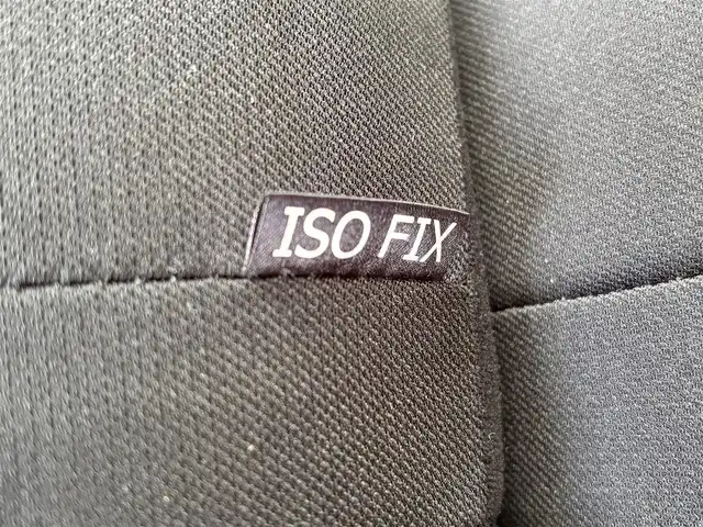 ダイハツ ミラ イース G リミテッド SAⅢ 愛知県 2021(令3)年 2.9万km スカイブルーメタリック 純正メモリナビ/(フルセグ/BT/SD/DVD/CD/USB/AM/FM)/バックカメラ/ドライブレコーダー/シートヒーター/純正フロアマット/ABS/横滑り防止装置/レーンキープアシスト/盗難防止装置/前後コーナーセンサー/オートライト/オートマチックハイビーム/電動格納式ミラー/ドアバイザー/純正アルミホイール/保証書/取扱説明書/スマートキー/スペアキー