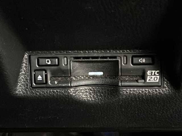 トヨタ ヤリスクロス ハイブリッド Z 愛知県 2024(令6)年 0.7万km ブラックマイカ/ベージュ 2トーン ワンオーナー/純正7型ディスプレイオーディオ/・フルセグTV/・Bluetooth/・AppleCarPlay/AndroidAuto/ETC2.0/前後ドラレコ/PDA(プロアクティブドライビングアシスト)/BSM/ハーフレザーシート/運転席シートヒーター/ステアリングヒーター/衝突軽減ブレーキ/レーンキープアシスト/オートマチックハイビーム/レーダークルーズコントロール/ブレーキホールド/USB、HDMI入力/純正フロアマット/純正18インチアルミホイール/保証書/取扱説明書/スペアキー×1