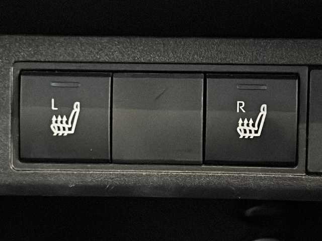 トヨタ ヤリスクロス ハイブリッド Z 愛知県 2024(令6)年 0.7万km ブラックマイカ/ベージュ 2トーン ワンオーナー/純正7型ディスプレイオーディオ/・フルセグTV/・Bluetooth/・AppleCarPlay/AndroidAuto/ETC2.0/前後ドラレコ/PDA(プロアクティブドライビングアシスト)/BSM/ハーフレザーシート/運転席シートヒーター/ステアリングヒーター/衝突軽減ブレーキ/レーンキープアシスト/オートマチックハイビーム/レーダークルーズコントロール/ブレーキホールド/USB、HDMI入力/純正フロアマット/純正18インチアルミホイール/保証書/取扱説明書/スペアキー×1