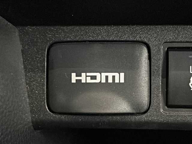 トヨタ ヤリスクロス ハイブリッド Z 愛知県 2024(令6)年 0.7万km ブラックマイカ/ベージュ 2トーン ワンオーナー/純正7型ディスプレイオーディオ/・フルセグTV/・Bluetooth/・AppleCarPlay/AndroidAuto/ETC2.0/前後ドラレコ/PDA(プロアクティブドライビングアシスト)/BSM/ハーフレザーシート/運転席シートヒーター/ステアリングヒーター/衝突軽減ブレーキ/レーンキープアシスト/オートマチックハイビーム/レーダークルーズコントロール/ブレーキホールド/USB、HDMI入力/純正フロアマット/純正18インチアルミホイール/保証書/取扱説明書/スペアキー×1