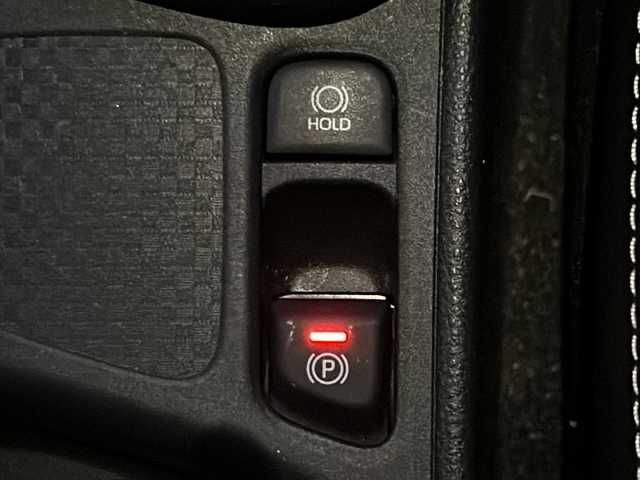 トヨタ ヤリスクロス ハイブリッド Z 愛知県 2024(令6)年 0.7万km ブラックマイカ/ベージュ 2トーン ワンオーナー/純正7型ディスプレイオーディオ/・フルセグTV/・Bluetooth/・AppleCarPlay/AndroidAuto/ETC2.0/前後ドラレコ/PDA(プロアクティブドライビングアシスト)/BSM/ハーフレザーシート/運転席シートヒーター/ステアリングヒーター/衝突軽減ブレーキ/レーンキープアシスト/オートマチックハイビーム/レーダークルーズコントロール/ブレーキホールド/USB、HDMI入力/純正フロアマット/純正18インチアルミホイール/保証書/取扱説明書/スペアキー×1