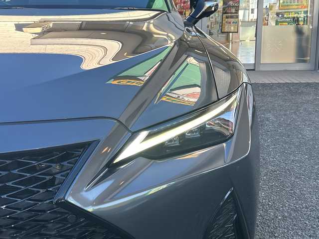 レクサス ＩＳ 300 Fスポーツ モードブラック 埼玉県 2021(令3)年 5.6万km ソニッククロム 純正ナビ　/フルセグ/DVD/CD/BT/USB/AUX/Miracast/サンルーフ　/全周囲カメラ　/前後ドライブレコーダー　/ビルトインＥＴＣ2.0/ハンドルヒーター　/前席シートヒーター　/前席エアーシート　/運転席メモリーシート　/ＡＣＣ　/オートライト/オートハイビーム/アイドリングストップ/オートホールド/電動パーキング/パドルシフト/レーンキープアシスト/横滑り防止/BSM/PCS/PKSA/PKSB/RSA/ルーフスポイラー/スマートキー２本　/保証書　/取扱説明書