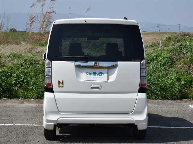 ホンダ Ｎ ＢＯＸ G SSパッケージ 福岡県 2013(平25)年 7.6万km プレミアムホワイトパール 純正ナビ【VXM-122VF】/　CD/DVD/フルセグTV/BT/スマートキー/プッシュスタート/両側パワースライドドア/バックカメラ/ステアリングスイッチ/電動格納ミラー/純正HIDヘッドライト/純正14インチアルミ/純正フロアマット/ETC