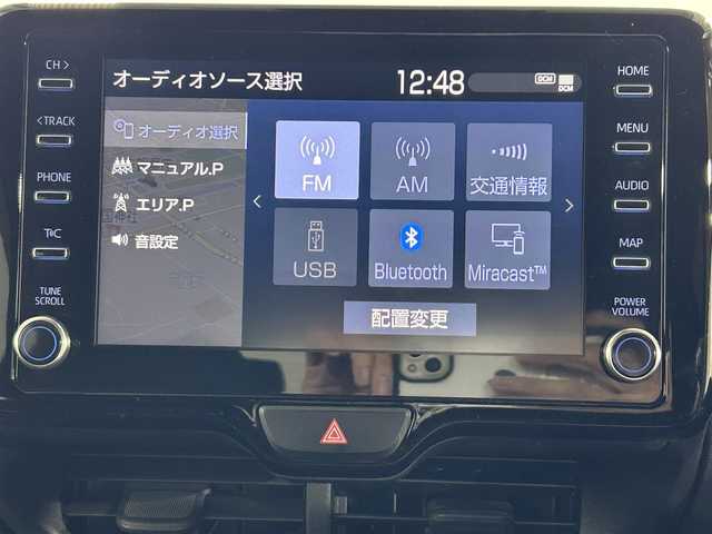 トヨタ ヤリス X 愛知県 2020(令2)年 3.5万km ホワイトパールクリスタルシャイン 純正9インチナビ/ＡＭ/ＦＭ/Bluetooth/フルセグTV/全方位カメラ/クルーズコントロール/衝突被害軽減システム/レーンアシスト/LEDヘッドライト/エアコン/盗難防止装置/横滑り防止装置/車線逸脱警報/オートライト/オートマチックハイビーム/スマートキー/プッシュスタート/純正フロアマット/ステアリングスイッチ/電動格納ミラー/コーナーセンサー/ドアバイザー