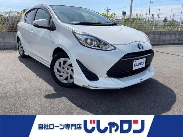 トヨタ アクア G 大阪府 2017(平29)年 4.2万km ライムホワイトパールクリスタルシャイン (株)IDOMが運営する【じしゃロン堺店】の自社ローン専用車両になります。/こちらは現金またはオートローンご利用時の価格です。自社ローンご希望の方は別途その旨お申付け下さい
