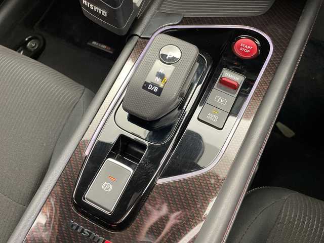 日産 オーラ ニスモ 新潟県 2021(令3)年 2.7万km スーパーブラック NISMO専用シート/NISMO専用センターコンソール/NISMO専用エアロ（フロント/サイド/リア）/NISMO専用AW17インチ/NISMOフロアマット/セルスターASSURA　GPSレーダー探知機/デジタルインナーミラー/４眼ヘッドライト/メーカーOP純正ナビ(BT/DVD/フルセグTV/iPod)/LEDヘッドライト/純正ビルトインETC/純正ドライブレコーダー前後