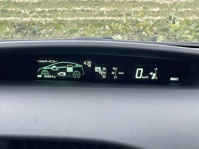 トヨタ プリウス S 新潟県 2009(平21)年 3.3万km スーパーホワイトⅡ 純正HDDナビ(NHZN-W59G)/CD/DVD/BT/フルセグテレビ/ミュージックサーバー/ETC/ドライブレコーダー/ステアリングスイッチ/スマートキー/プッシュスタート/オートライト/フォグランプ/純正15インチアルミホイール/社外15インチAW冬タイヤ車載