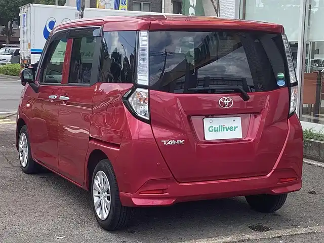 トヨタ タンク X S 鹿児島県 2017(平29)年 1.9万km マゼンタベリーマイカM ワンオーナー/純正ナビ(NSCD-W66)/バックカメラ/ステアリングスイッチ/コンフォートパッケージ/ ・シートヒーター(運転席/助手席)/ ・シートバックテーブル(運転席/助手席)/ ・運転席シートリフター/アームレスト/ ・助手席シートアンダートレイ/スマートアシスト2/ ・衝突回避支援ブレーキ機能/ ・衝突警報機能(対車両/歩行者)/ ・車線逸脱警報機能/ ・誤発進抑制制御機能/ ・先行車発進お知らせ機能/オートライト/LEDフロントフォグランプ/左パワースライドドア/右イージークローザー/スマートキー×2本/取説&保証書有り/H30/R1/2/3/4/5/6年 ディーラー記録簿あり/