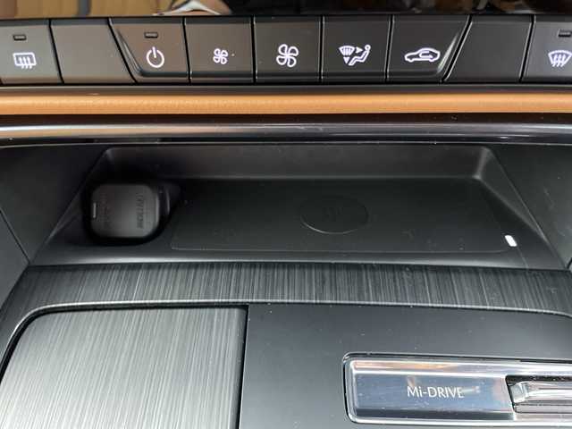 マツダ ＣＸ－６０ XD HV プレミアムスポーツ 岐阜県 2022(令4)年 3.2万km ジェットブラックマイカ パノラマルーフ/マツダコネクト純正ナビ/フルセグ/BT/USB/HDMI/360°ビュー・モニター/i-ACTIVSENSE/・マツダ・レーダー・クルーズ・コントロール/・スマート・ブレーキ・サポート/・レーンキープ・アシスト・システム/・ブラインド・スポット・モニタリング/・アダプティブ・LED・ヘッドライト/ビルトインETC/ワイヤレス充電/ハーフレザーシート/前席シートヒーター/前席エアシート/ヒルディセントコントロール/パーキングセンサー/LEDオートライト/ハイビーム・コントロール・システム/パドルシフト/純正20インチAW/純正フロアマット/ターボ車