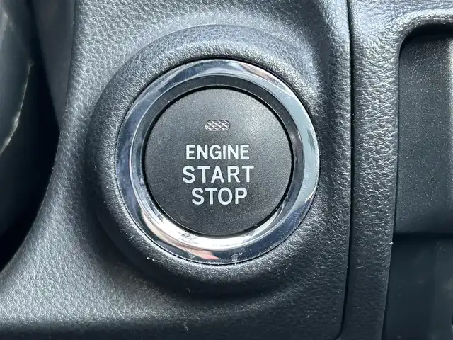 スバル インプレッサ スポーツ 1．6i－Lアイサイト 愛媛県 2017(平29)年 2.3万km ダークグレーメタリック 純正ナビ/フルセグTV/バックカメラ/アイサイト/レーダークルーズコントロール/ETC/パドルシフト/LEDヘッドライト/オートライト/純正AW/純正フロアマット/スマートキー/スペアキー/プッシュスタート