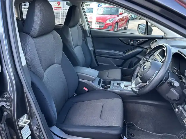 スバル インプレッサ スポーツ 1．6i－Lアイサイト 愛媛県 2017(平29)年 2.3万km ダークグレーメタリック 純正ナビ/フルセグTV/バックカメラ/アイサイト/レーダークルーズコントロール/ETC/パドルシフト/LEDヘッドライト/オートライト/純正AW/純正フロアマット/スマートキー/スペアキー/プッシュスタート