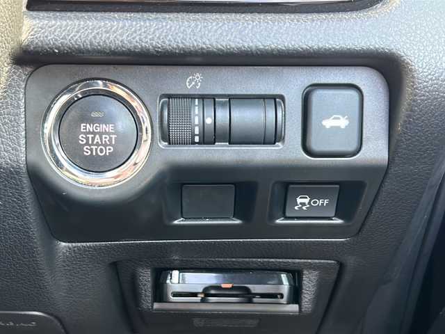 スバル ＷＲＸ ＳＴＩ STI タイプS 神奈川県 2018(平30)年 14.4万km クリスタルブラックシリカ 社外SDナビ/　Bluetooth/CD/DVD/USB/フルセグTV/バックカメラ/社外マフラー（純正品積込）/リアスポイラー/社外テールランプ（純正品積込）/ETC/純正19インチAW/純正フロアマット/LEDヘッドライト/オートライト/ハーフレザーシート/運転席パワーシート/運転席・助手席シートヒーター/保証書/取扱説明書/スペアキー