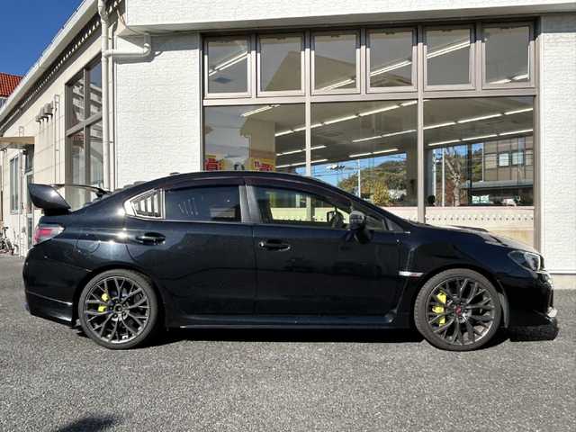 スバル ＷＲＸ ＳＴＩ STI タイプS 神奈川県 2018(平30)年 14.4万km クリスタルブラックシリカ 社外SDナビ/　Bluetooth/CD/DVD/USB/フルセグTV/バックカメラ/社外マフラー（純正品積込）/リアスポイラー/社外テールランプ（純正品積込）/ETC/純正19インチAW/純正フロアマット/LEDヘッドライト/オートライト/ハーフレザーシート/運転席パワーシート/運転席・助手席シートヒーター/保証書/取扱説明書/スペアキー