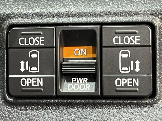 トヨタ シエンタ G セーフティエディション 愛知県 2020(令2)年 5.7万km ホワイトパールクリスタルシャイン 純正ナビ/衝突軽減ブレーキ/両側電動スライドドア/パノラミックビューモニター/ビルトインETC/シートヒーター/LEDヘッドライト/ステアリングヒーター/フルセグTV/Bluetooth/コーナーセンサー/レーンキープアシスト/オートハイビーム/プッシュスタート/スマートキー/CD/DVD再生/アイドリングストップ/ミュージックサーバー/純正フロアマット/オートライト/禁煙車/後期モデル/ウィンカーミラー/電動格納ミラー/フォグランプ/横滑り防止装置/オートエアコン/パーキングサポートブレーキ/先行車発進