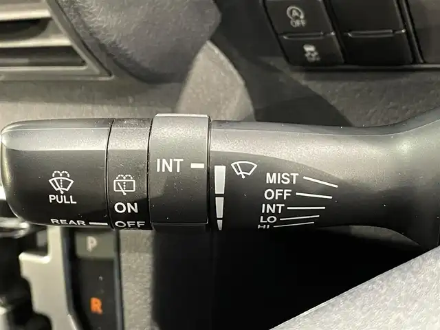 トヨタ シエンタ G セーフティエディション 愛知県 2020(令2)年 5.7万km ホワイトパールクリスタルシャイン 純正ナビ/衝突軽減ブレーキ/両側電動スライドドア/パノラミックビューモニター/ビルトインETC/シートヒーター/LEDヘッドライト/ステアリングヒーター/フルセグTV/Bluetooth/コーナーセンサー/レーンキープアシスト/オートハイビーム/プッシュスタート/スマートキー/CD/DVD再生/アイドリングストップ/ミュージックサーバー/純正フロアマット/オートライト/禁煙車/後期モデル/ウィンカーミラー/電動格納ミラー/フォグランプ/横滑り防止装置/オートエアコン/パーキングサポートブレーキ/先行車発進