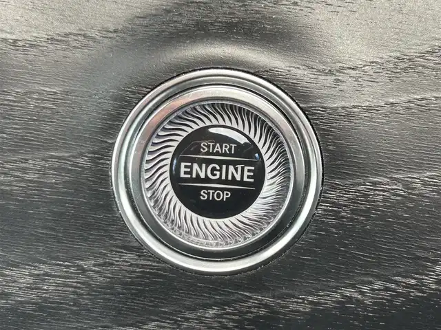 メルセデス・ベンツ Ｅ４００ 4マチック クーペ スポーツ 愛知県 2018(平30)年 5.9万km ダイヤモンドホワイト 4DW/エクスクルーシブパッケージ/　・パノラミックスライディングパノラミックルーフ/　・Burmesterサラウンドサウンド/　・エアバランスパッケージ/AIR　BODY　CONTROLサスペンション/レーダーセーフティーパッケージ/　・アクティブディスタンスアシストディストロニック/　・アクティブステアリングアシスト/　・アクティブブレーキアシスト/　・アクティブブラインドスポットアシスト/　・アクティブブレーンキーピングアシスト/　・トラフィックサインアシスト/360°カメラシステム/純正HDDナビ/　・フルセグTV/　・Bluetooth/　・AM/FM/　・USB/　・AppleCarPiay/　・AndroidAuto/本革シート/シートヒーター（前席）/シートクーラー（前席）/シートベンチレーター（前席）/メモリー付きパワーシート（前席）/パワーバックドア/ドライブレコーダー（前後）/純正フロアマット/純正19インチAW/コーナーセンサー（前後）/LEDヘッドライト/オートライト/カーテンエアバック/ビルトインETC/取説、保証書/スマートキー/スペアキー×１