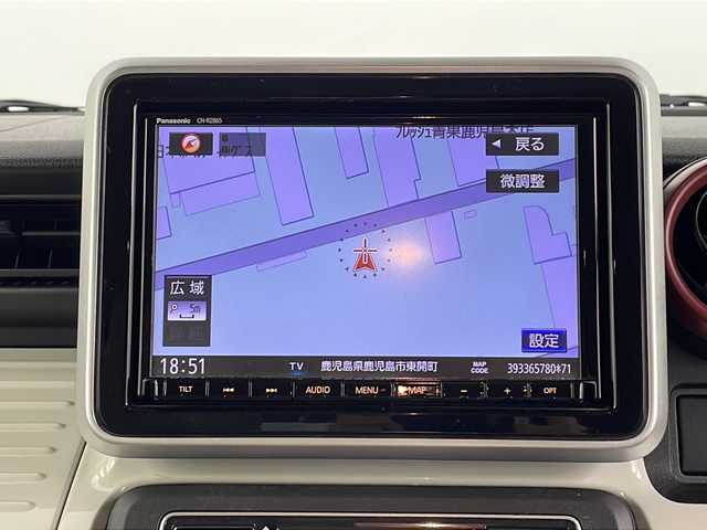 スズキ スペーシア HYBRID X 鹿児島県 2021(令3)年 6.4万km オフブルーメタリック/ホワイト2トーン 純正8インチナビ/（フルセグ/Bluetooth/CD/DVD/AM/FM）/両側パワースライドドア/D席シートヒーター/デュアルセンサーブレーキ/先行車発進お知らせ機能/コーナーセンサー/リアサンシェード/シートバックテーブル/ハイビームアシスト/レーンキープアシスト/プッシュスタートボタン/プッシュスタートボタン/スマートキー/取扱説明書