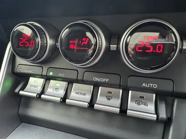 スバル ＢＲＺ S 千葉県 2022(令4)年 0.6万km マグネタイトグレーメタリック ワンオーナー/6速MT車/STiエアロパーツ/STiマフラ０/LEDヘッドライト/クルーズコントロール/純正SDナビ/Bluetooth/バックカメラ/DVD再生機能/ETC/革巻きステアリング/ハーフレザーシート/シートヒーター/純正フロアマット/純正18インチアルミホイール/取扱説明書＆保証書/プッシュスタート/スマートキー/スペアキー