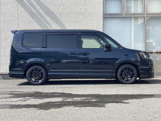 ホンダ ステップワゴン スパーダ プレミアムライン 大阪府 2022(令4)年 1.3万km ミッドナイトブルービームM ワンオーナー/純正フルエアロパーツ/純正１２インチSDナビ/（フルセグ/BT/CD/DVD)/純正15インチフリップダウンモニター/レーダークルーズコントロール/全方位モニター/ブラインドスポットモニター/前後コーナーセンサー/衝突軽減システム/レーンキープアシスト/両側パワースライドドア/ハーフレザーシート/全席シートヒーター/ETC2.0/前後ドライブレコーダー/社外18インチAW（/保証書/取扱説明書/スペアキー　有