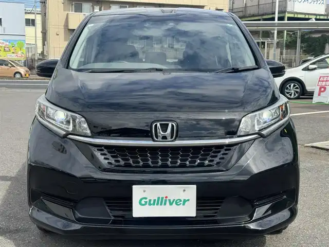ホンダ フリード ハイブリット G ホンダセンシング 千葉県 2020(令2)年 5.4万km クリスタルブラックパール Honda SENSING/　衝突軽減ブレーキ（CMBS）/　誤発進抑制機能/　歩行者事故低減ステアリング/　先行車発進お知らせ機能/　標識認識機能/　路外逸脱抑制機能/　アダプティブクルーズコントロール（ACC）/　車線維持支援/　システム（LKAS）/　後方誤発進抑制機能/純正8インチナビ/フルセグTV/Bluetooth/CarPlay/バックカメラ/D/N席シートヒーター/両側電動スライドドア/前後ドライブレコーダー/LEDライト/ETC/純正15インチAW