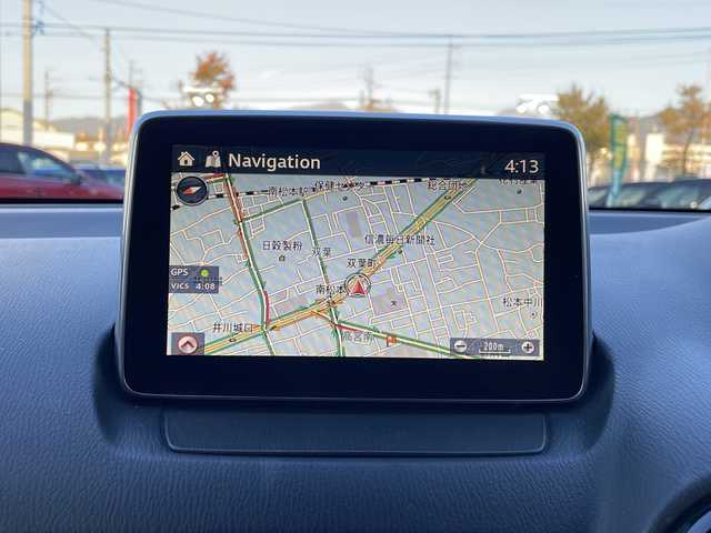 マツダ デミオ 13S 長野県 2014(平26)年 8万km スモーキーローズマイカ 禁煙車/純正ナビ/バックカメラ/ＢｌｕｅｔｏｏｔｈAudio/（ＵＳＢ／ＦＭ／ＡＭ）/社外15インチアルミホイール/ＥＴＣ/ドライブレコーダー/ステアリングスイッチ/アイドリングストップ/オートライト/スマートキー/プッシュスタート/電動格納ミラー/純正フロアマット/HIDライト/横滑り防止/ドアバイザー/Wエアバッグ/ABS