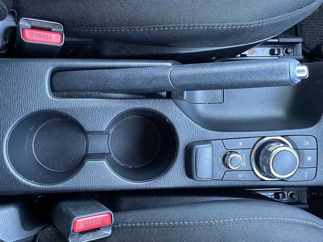 マツダ デミオ 13S 長野県 2014(平26)年 8万km スモーキーローズマイカ 禁煙車/純正ナビ/バックカメラ/ＢｌｕｅｔｏｏｔｈAudio/（ＵＳＢ／ＦＭ／ＡＭ）/社外15インチアルミホイール/ＥＴＣ/ドライブレコーダー/ステアリングスイッチ/アイドリングストップ/オートライト/スマートキー/プッシュスタート/電動格納ミラー/純正フロアマット/HIDライト/横滑り防止/ドアバイザー/Wエアバッグ/ABS