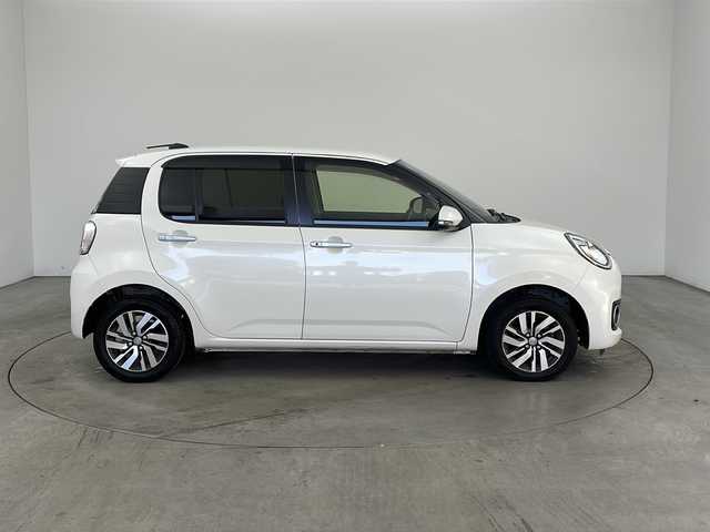 ダイハツ ブーン シルク Gパッケージ SAⅡ 兵庫県 2017(平29)年 4.1万km パールホワイトⅢ ・ワンオーナー車/・純正メモリナビ（フルセグ・USB・BT・SD・DVD）/・バックカメラ/・ETC/・ドライブレコーダー/・スマートアシストII/・レーザーレーダー単眼カメラ/・衝突回避支援ブレーキ/・車線逸脱防止支援/・先行者発進お知らせ機能/・横滑り防止装置/・アイドリングストップ/・ステアリングリモコン/・LEDオートライト/・フォグランプ/・純正14インチアルミホイール/・純正フロアマット/・ドアバイザー/・ベンチシート/・シートリフター/・スマートキー/・プッシュスタート/・スペアキー/・保証書/・取扱説明書/・ワンオーナー