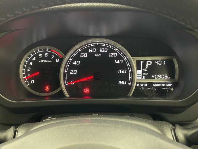 ダイハツ ブーン シルク Gパッケージ SAⅡ 兵庫県 2017(平29)年 4.1万km パールホワイトⅢ ・ワンオーナー車/・純正メモリナビ（フルセグ・USB・BT・SD・DVD）/・バックカメラ/・ETC/・ドライブレコーダー/・スマートアシストII/・レーザーレーダー単眼カメラ/・衝突回避支援ブレーキ/・車線逸脱防止支援/・先行者発進お知らせ機能/・横滑り防止装置/・アイドリングストップ/・ステアリングリモコン/・LEDオートライト/・フォグランプ/・純正14インチアルミホイール/・純正フロアマット/・ドアバイザー/・ベンチシート/・シートリフター/・スマートキー/・プッシュスタート/・スペアキー/・保証書/・取扱説明書/・ワンオーナー