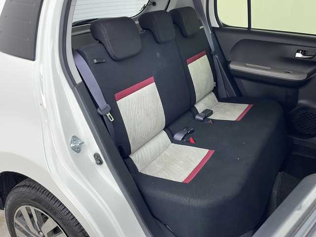 ダイハツ ブーン シルク Gパッケージ SAⅡ 兵庫県 2017(平29)年 4.1万km パールホワイトⅢ ・ワンオーナー車/・純正メモリナビ（フルセグ・USB・BT・SD・DVD）/・バックカメラ/・ETC/・ドライブレコーダー/・スマートアシストII/・レーザーレーダー単眼カメラ/・衝突回避支援ブレーキ/・車線逸脱防止支援/・先行者発進お知らせ機能/・横滑り防止装置/・アイドリングストップ/・ステアリングリモコン/・LEDオートライト/・フォグランプ/・純正14インチアルミホイール/・純正フロアマット/・ドアバイザー/・ベンチシート/・シートリフター/・スマートキー/・プッシュスタート/・スペアキー/・保証書/・取扱説明書/・ワンオーナー