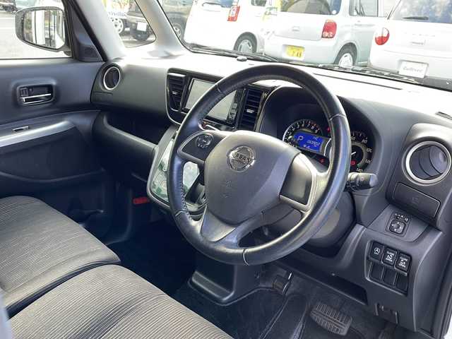 日産 デイズ ルークス ハイウェイスターX Gパッケージ 兵庫県 2015(平27)年 7万km ホワイトパール 社外ナビ（AM/FM/BT/DVD)/・ワンセグTV/バックモニター/アラウンドビューモニター/アイドリングストップ/ステアリングスイッチ/デジタルインナーミラー/両側パワースライドドア/ETC